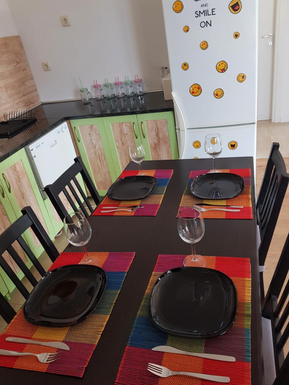 Modern Apartment With Pool In North Bucharest Cretuleasca Екстериор снимка