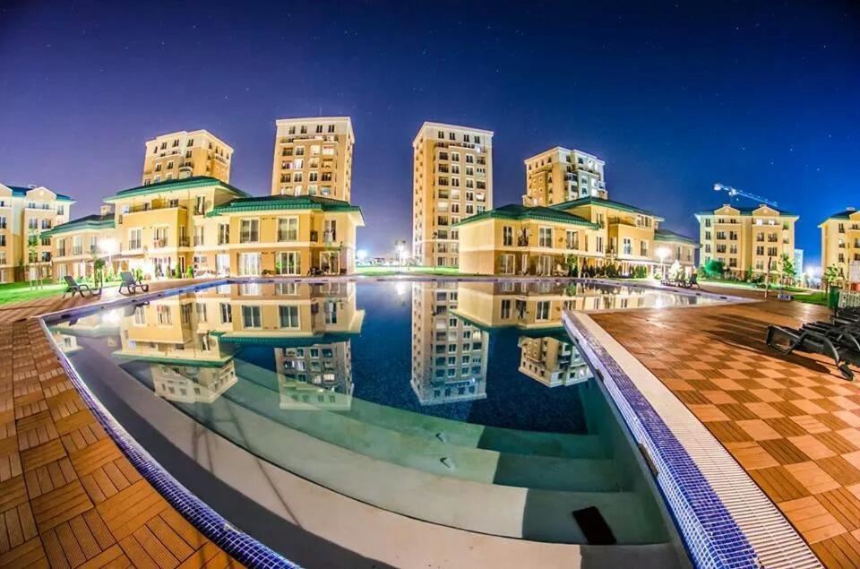 Modern Apartment With Pool In North Bucharest Cretuleasca Екстериор снимка